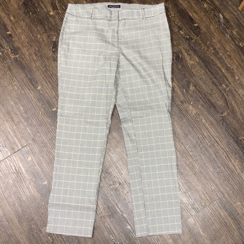Women’s dress pants